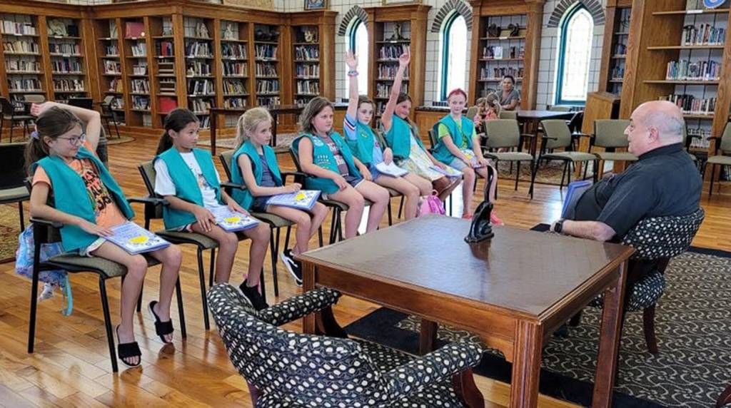 Girl Scouts Interior